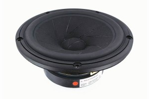 ScanSpeak 18W / 8531G00 Mid woofer REVELADOR 182 mm 100 Watt 87 db 8Ω