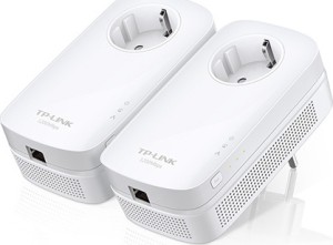 TP-LINK TL-PA8010P KIT v1 Powerline Dual für kabelgebundene Verbindung mit Passthrough-Buchse und Gigabit-Ethernet-Port