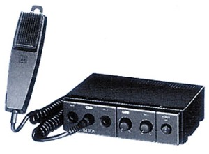 ΜΙΚΤΗΣ-ΕΝΙΣΧΥΤΗΣ ΑΥΤΟΚΙΝΗΤΟΥ 3 ΕΙΣΟΔΩΝ 30W 4Ω 1 ΖΩ