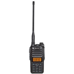 Reciente, RS-589, potencia VHF / UHF de doble banda de 10 W, batería de 2600 mA y linterna