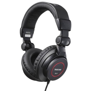 TH-11 Tascam