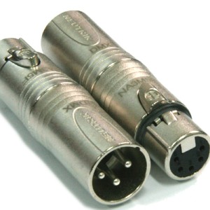 Neutrik, NA3M5F, Adapter DMX-Stecker XLR 3p. in XLR-Buchse 5p.