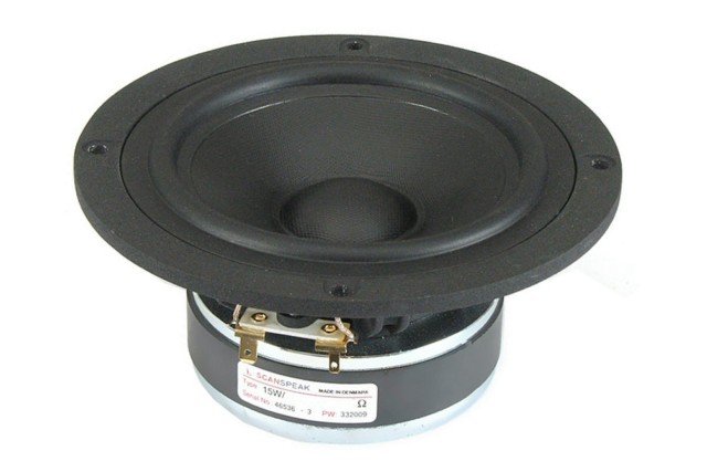 ScanSpeak 15W / 8434G00 Midwoofer de 15 cm 86,88 db 8 ohmios