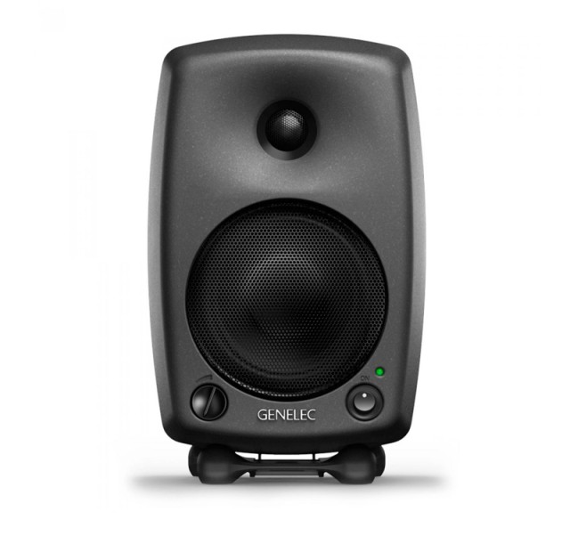 GENELEC 8030C Altoparlante monitor da studio autoamplificante 2x50W