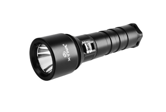 XTAR D06 Diving LED Flashlight 900lm Full Set