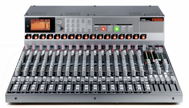 MIXER DI REGISTRAZIONE DAL VIVO FOSTEX LR-16