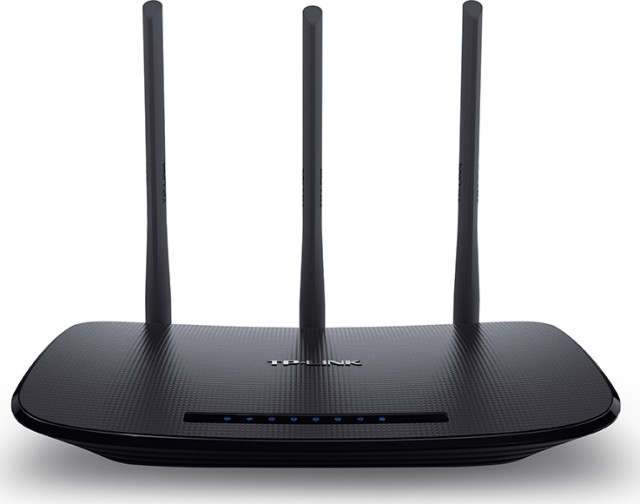 Router wireless TP-LINK TL-WR940N v6 Wi-Fi 4 con 4 porte Ethernet
