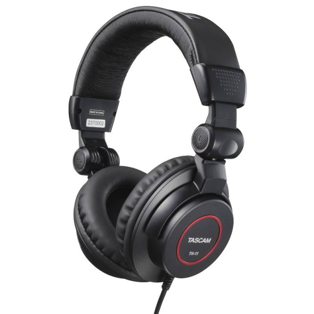 TH-11 Tascam