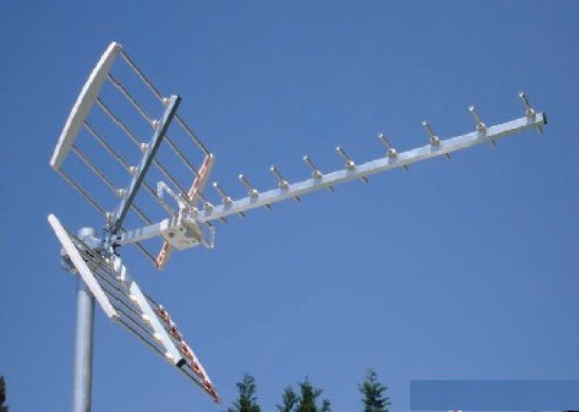 Mistral, Super Roc 0229, Μεσαίου μεγέθους κεραία UHF 4G